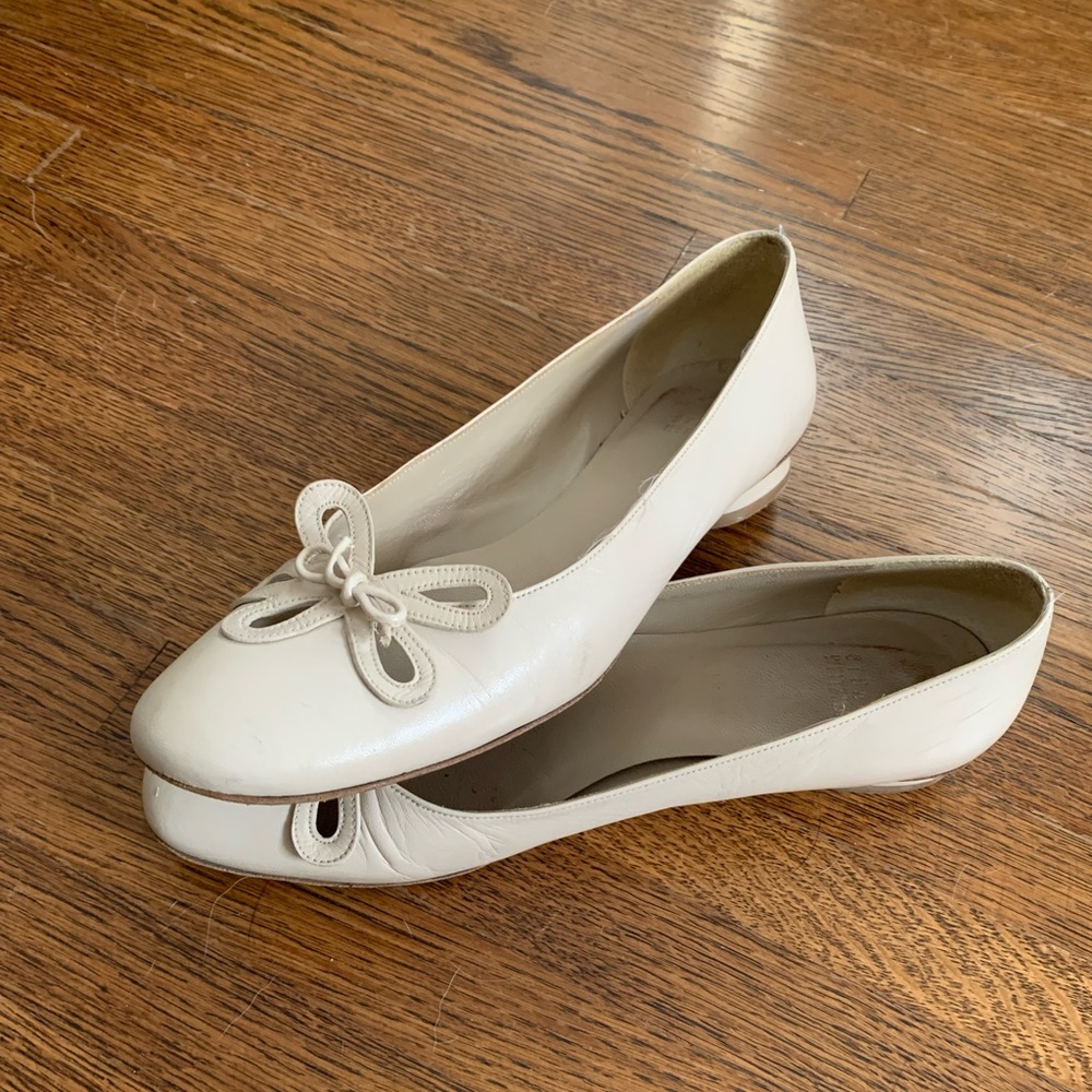 Stuart weitzman cream flats